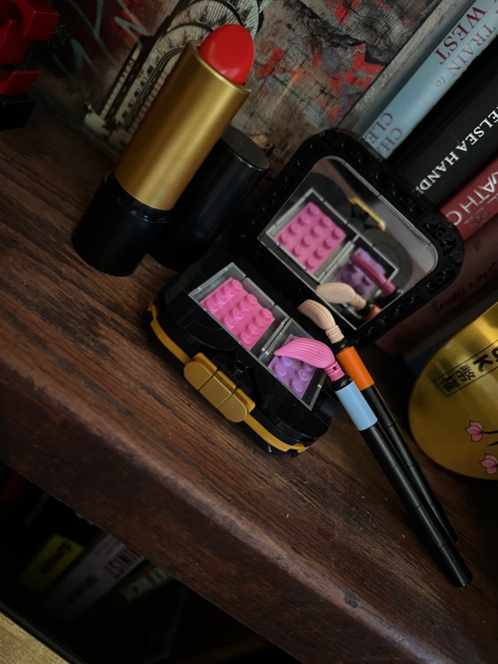 Zuru Max Beauty Collection Makeup Pallet Lego set - Picture 3 of 3